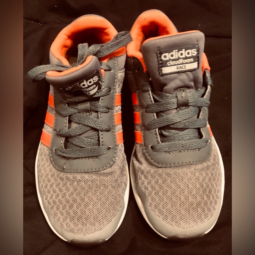 Adidas Cloudfoam Race Kids Size 1 Grey & Orange Athletic Sneakers running shoes